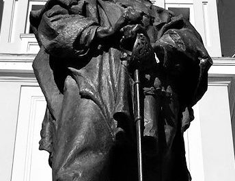 Parma, la statua di Garibaldi viene spostata